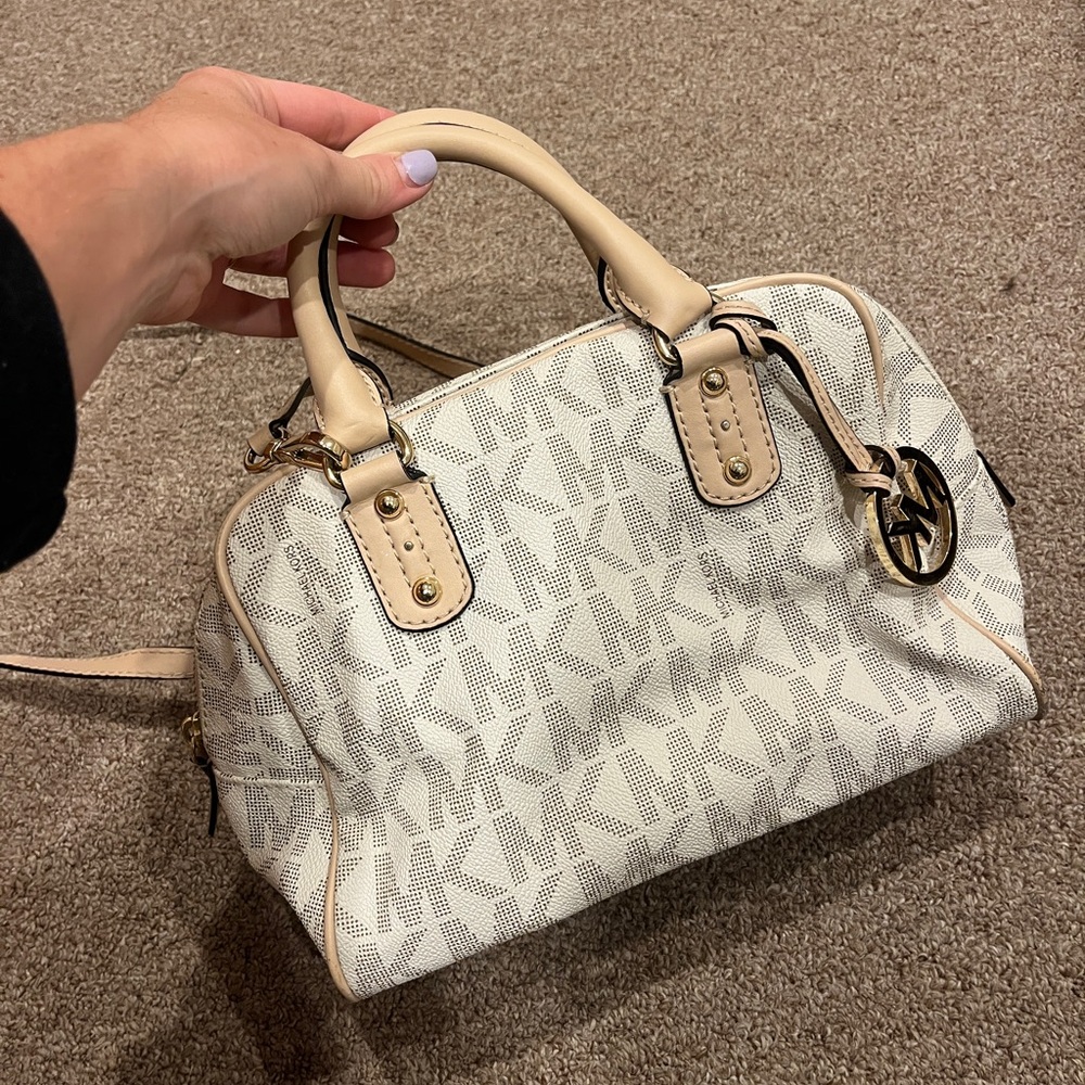 Michael kors handbag